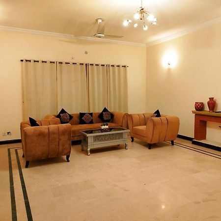 Royal Residential Ξενοδοχείο Ισλαμαμπάντ Εξωτερικό φωτογραφία